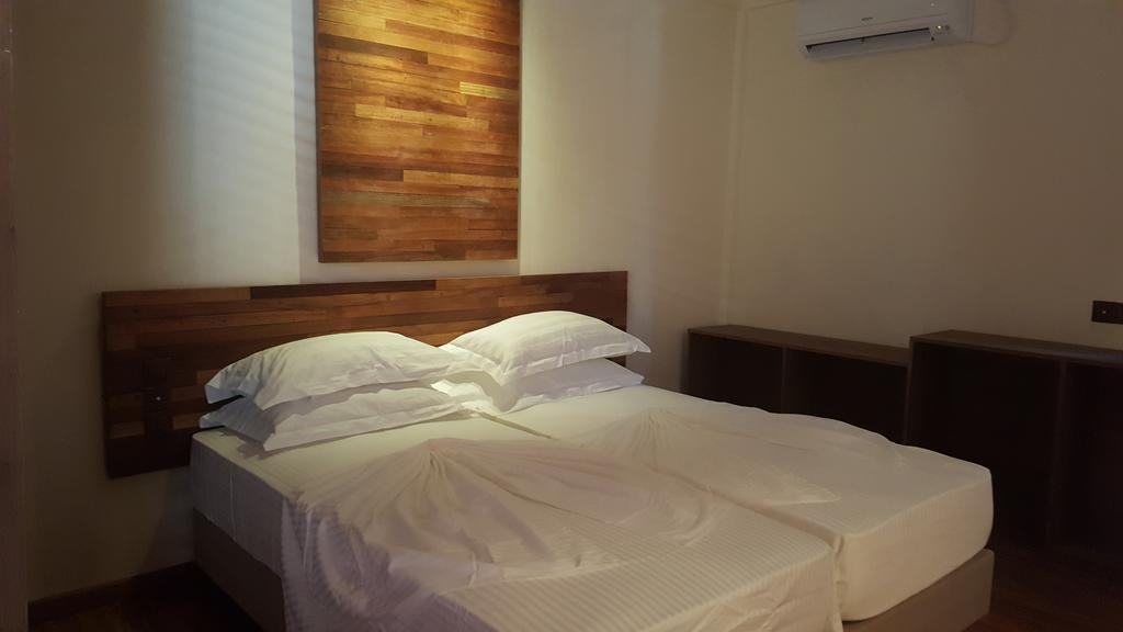 Kinan Retreat Hotel Fulidhoo Exterior photo
